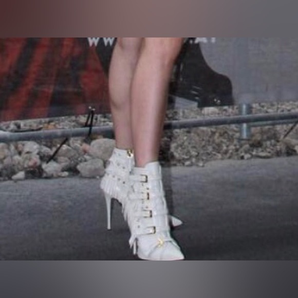 Giuseppe Zanotti Leather Fringed Bootie - Picture 3 of 3